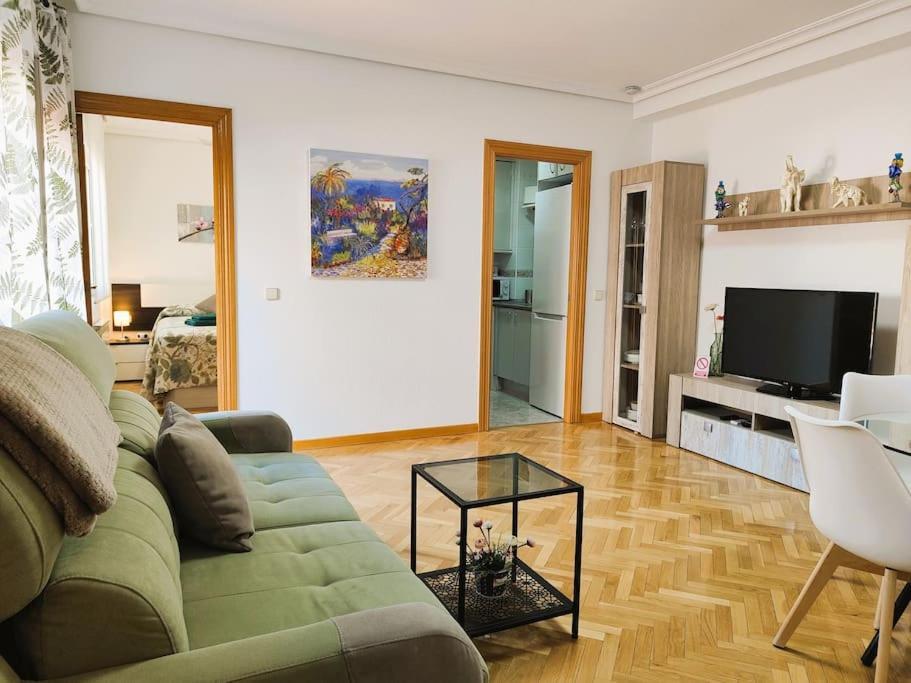 Apartamentos Turisticos Seviro 마드리드 외부 사진